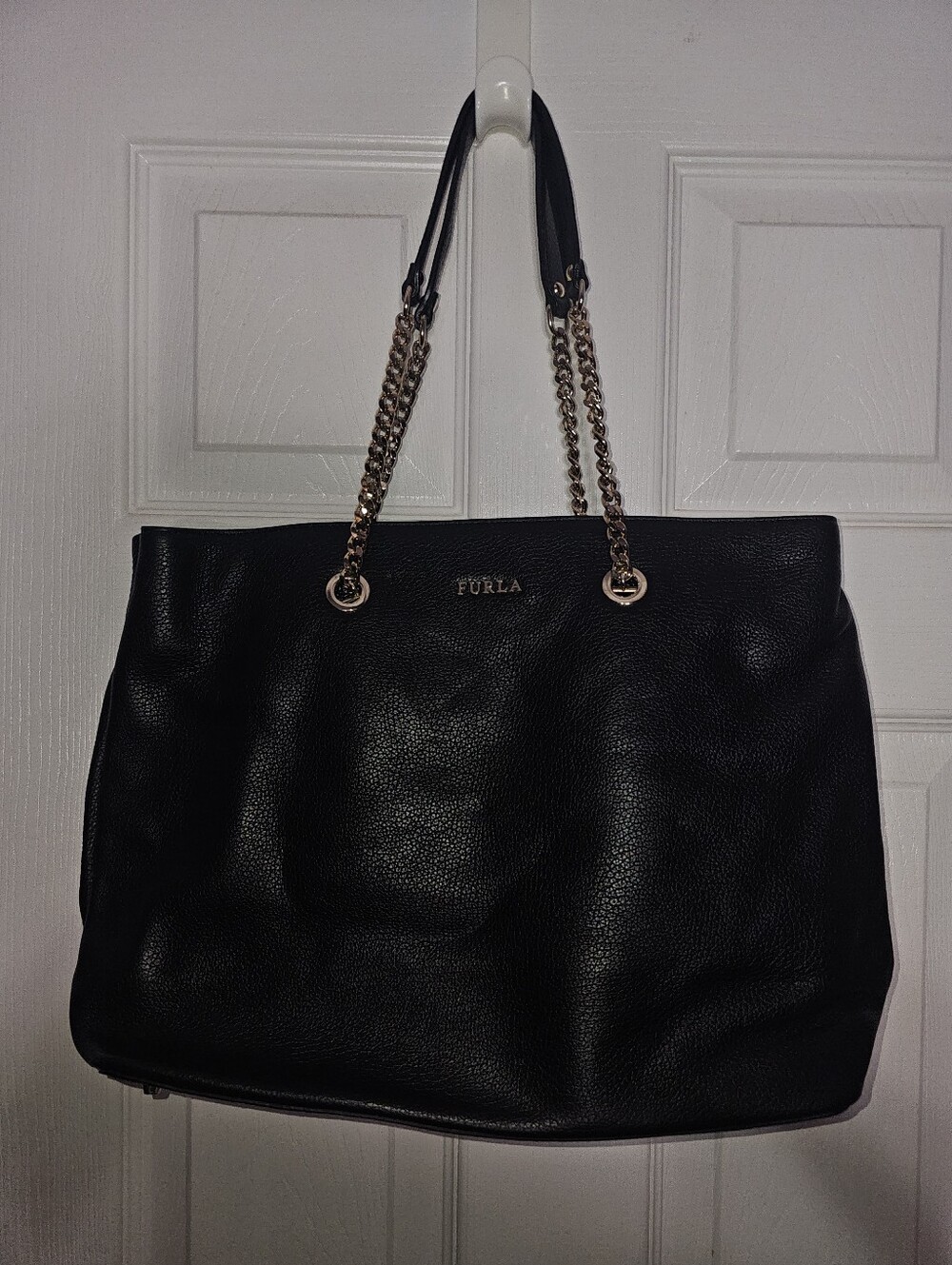 Furla | Julia Chain Black Leather Tote Purse